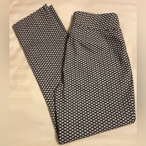 Chico's Black and White Geometric Pants Women’s Size 0 (4) Excellent Condition